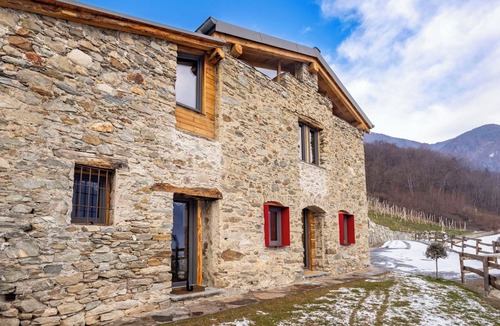 Buglio in Monte House | Beautiful private villa for 5 people with WIFI, TV, terrace and pets allowed
