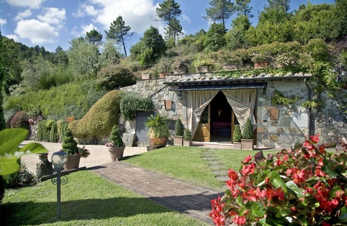 SantʼAndrea di Compito Villa | Beautiful private villa with A/C, WIFI, private pool, TV, terrace and panoramic view, close to L.