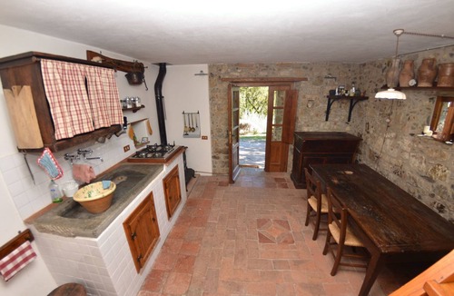 Bagni di Lucca House | Beautiful private villa for 4 people with TV, patio, pets allowed and panoramic view