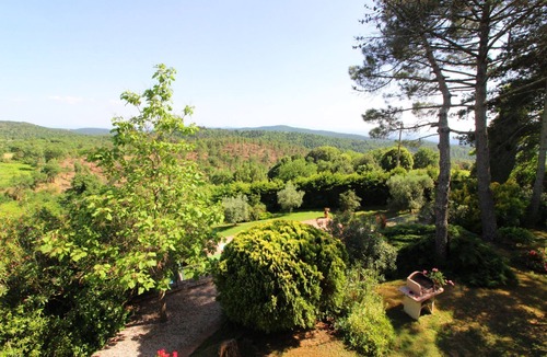 Monte San Savino Villa | Beautiful private villa for 10 people with WIFI, private pool, TV and pets allowed