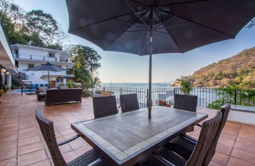 Boca de Tomatlan House | Beautiful private home in Puerto Vallartas fishing village of Boca De Tomatlan