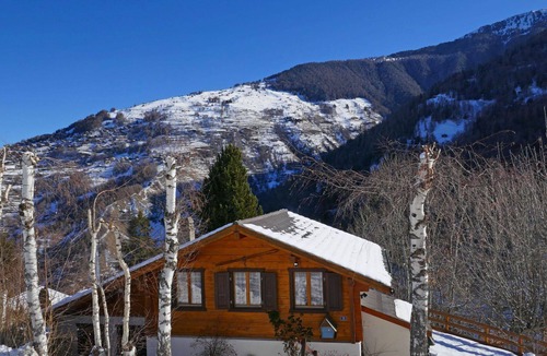 Nendaz House | Beautiful private villa for 6 people with WIFI, TV, balcony and pets allowed