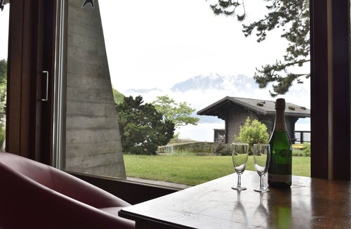 Montreux Villa | Beautiful private villa for 7 guests with WIFI, terrace and pets allowed