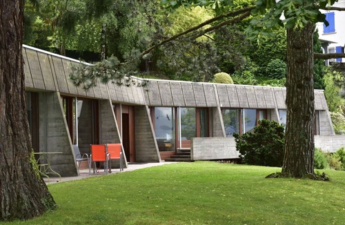 Montreux Villa | Beautiful private villa for 7 guests with WIFI, terrace and pets allowed