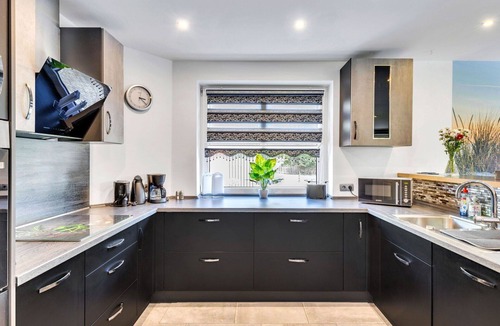 Am Dobrock House | Beautiful private villa for 8 guests with WIFI, TV and terrace