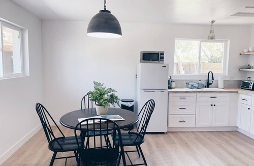 Sherwood Towne House | Beautiful Private Guest House in Arcadia