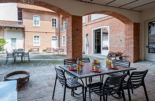 Cossombrato Villa | Beautiful private villa with WIFI, hot tub, A/C, private pool, TV, terrace and panoramic view