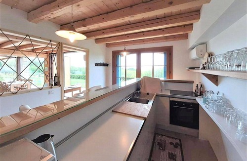 Venegazzu Villa | Beautiful private villa with A/C, sauna, WIFI, hot tub, private pool, TV and pets allowed