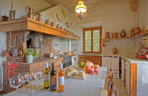 Montecatini Val di Cecina Villa | Beautiful private villa for 20 guests with private pool, WIFI, TV, pets allowed and panoramic view