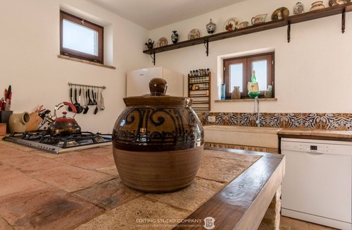 Montegiorgio Villa | Beautiful private villa for 14 people with WIFI, A/C, private pool, TV and panoramic view