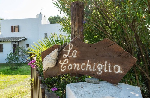 Campulongu Villa | Beautiful private villa for 12 guests with WIFI, A/C, TV, terrace and pets allowed