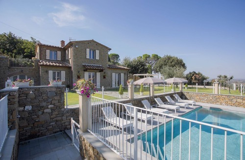 Cortona Villa | Beautiful private villa with private pool, A/C, WIFI, TV, terrace, panoramic view, close to Cortona