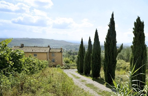 Capannori Villa | Beautiful private villa with hot tub, A/C, private pool, TV, patio, panoramic view, close to Lucca