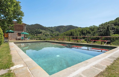 Pescaglia Villa | Beautiful private villa with WIFI, private pool, TV, patio and panoramic view, close to Lucca