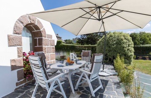 Locquirec House | Beautiful private villa for 6 people with WIFI, TV, terrace and pets allowed