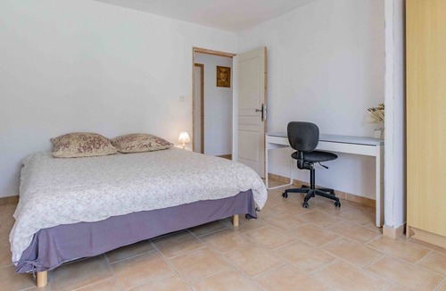 Pernes-les-Fontaines Villa | Beautiful private villa for 6 guests with WIFI, private pool, A/C, TV, patio and parking