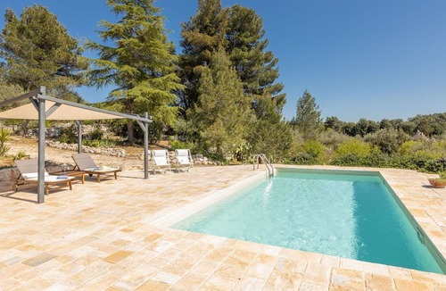 Putignano Villa | Beautiful private villa for 6 guests with private pool, WIFI, TV, patio and parking
