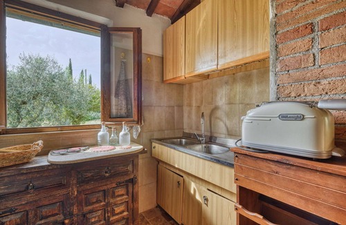 Sinalunga Villa | Beautiful private villa for 9 people with WIFI, TV, patio and panoramic view