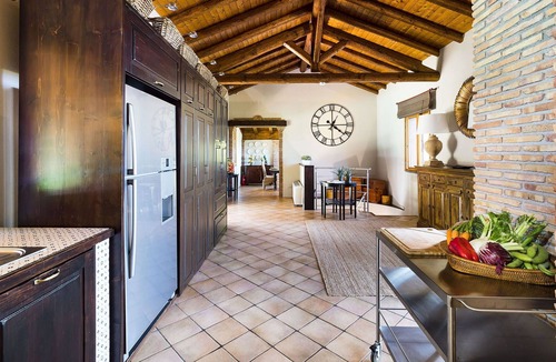 Viagrande Villa | Beautiful private villa for 7 people with A/C, WIFI, private pool, TV, terrace and panoramic view