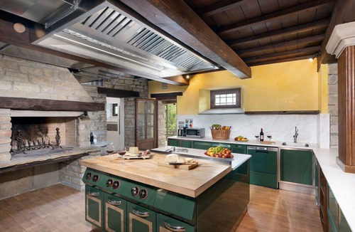 Firenzuola Villa | Beautiful private villa for 18 guests with A/C, private pool, WIFI, TV, patio and panoramic view