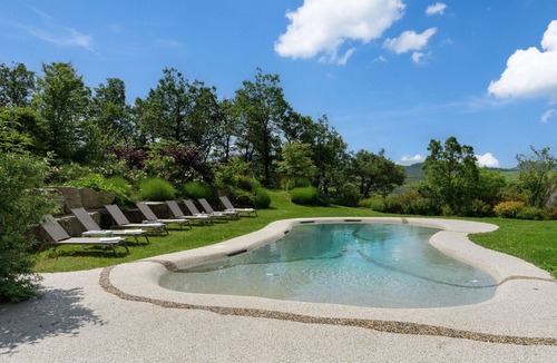 Firenzuola Villa | Beautiful private villa for 18 guests with A/C, private pool, WIFI, TV, patio and panoramic view