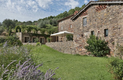 Vorno Villa | Beautiful private villa with private pool, WIFI, A/C, TV, terrace and panoramic view, close to L.