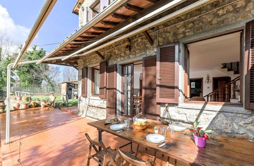 Montieri House | Beautiful private villa for 8 guests with WIFI, TV, patio and pets allowed
