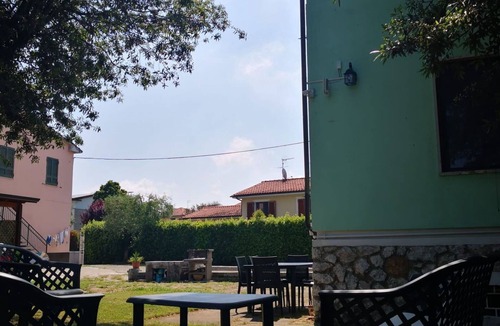 Capannori Villa | Beautiful private villa with A/C, private pool, WIFI, patio and pets allowed, close to Lucca