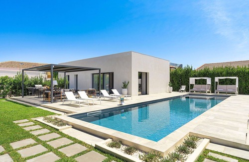 Carrozziere Villa | Beautiful private villa for 12 people with private pool, A/C, WIFI, TV and patio