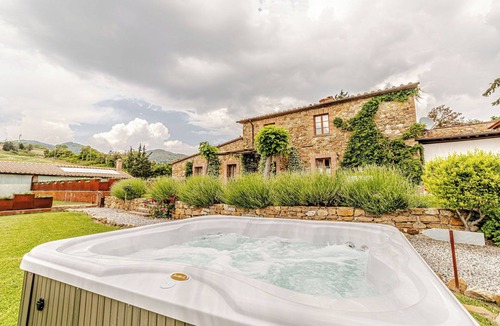 Volterra Villa | Beautiful private villa for 10 guests with private pool, WIFI, A/C, terrace and panoramic view