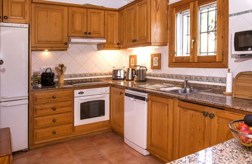 Rafol de Almunia House | Beautiful private villa for 8 people with A/C, WIFI, private pool, TV and patio