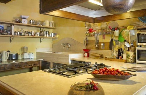 Argiano Villa | Beautiful private villa for 10 people with WIFI, private pool, A/C, TV and patio