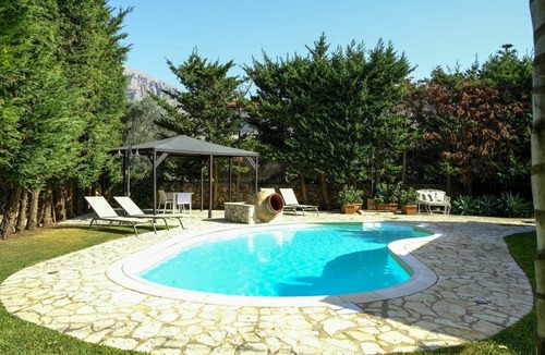 Cinisi Villa | Beautiful private villa for 7 guests with private pool, A/C, WIFI, TV and patio