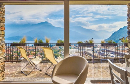 Dongo Villa | Beautiful private villa for 6 people with WIFI, A/C, private pool, TV and terrace