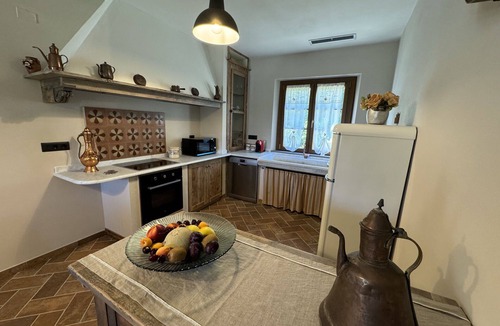 Santa Maria del Giudice Villa | Beautiful private villa for 7 guests with A/C, WIFI, TV, veranda, pets allowed and panoramic view