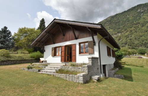 Valtellina House | Beautiful private villa for 6 people with WIFI, TV and terrace