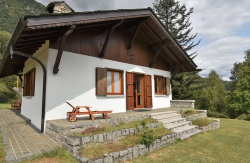 Valtellina House | Beautiful private villa for 6 people with WIFI, TV and terrace