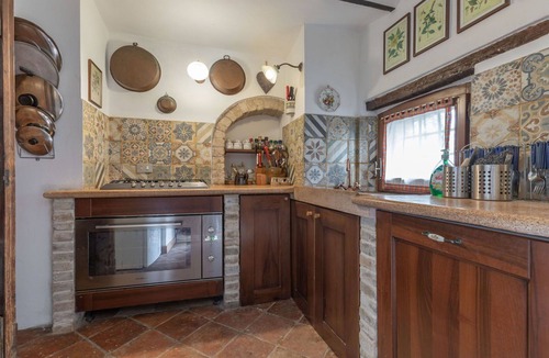 Offida Villa | Beautiful private villa for 10 people with WIFI, panoramic view and parking, close to Ascoli Pic...
