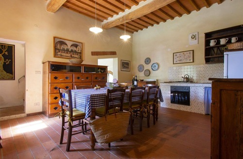 Palaia Villa | Beautiful private villa for 9 people with private pool, WIFI, TV, patio and pets allowed