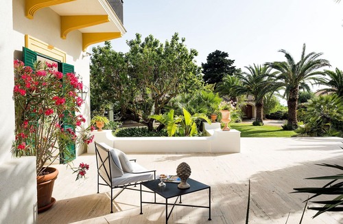 Salemi Villa | Beautiful private villa for 10 people with WIFI, private pool, A/C, TV and patio