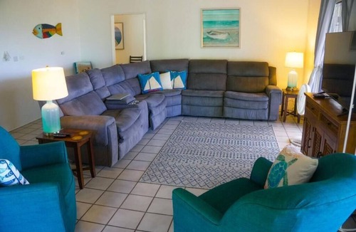 Newcastle Villa | Beautiful Private Villa w/ Pool. Oualie Lane S. Walkway to beach!