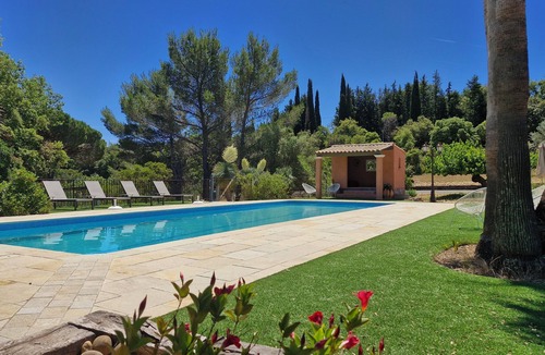 Saint-Raphael Villa | Beautiful provencal house in the heart of the Esterel with pool, tennis