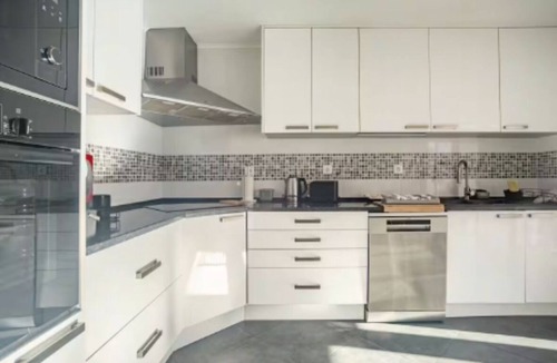Charneca de Caparica e Sobreda House | BEAUTIFUL HOLIDAYS HOME IN CAPARICA