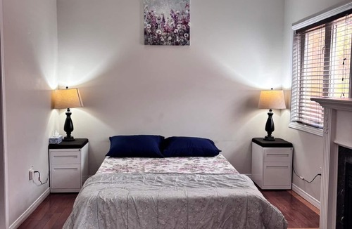 Mount Pleasant House | Beautiful Queen Room