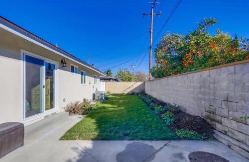 Fullerton House | Beautiful Remodel 3 Bedroom 2 bathroom Home with Pool & Jacuzzi