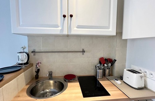 Thiers Apartment | Beautiful renovated studio carré d'or