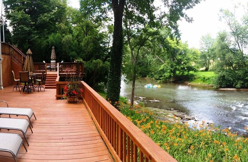 Talmage House | Beautiful riverfront home surrounded by Amish farms in Lancaster