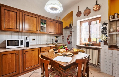 Clavesana House | Beautiful rustic in the Langhe