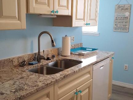 Indian Shores House | Beautiful Seashell Condo with Pool