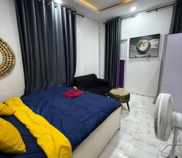 Ofin Bed & Breakfast | Beautiful single room studio apartment in Ilasan lekki magnanimous